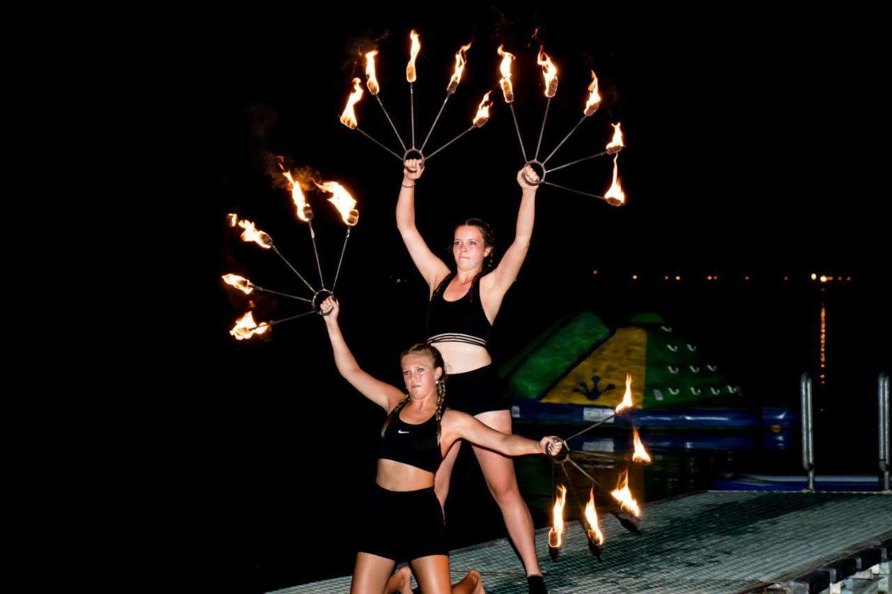 Camping Village Punta Navaccia Tuoro sul Trasimeno Exteriér fotografie