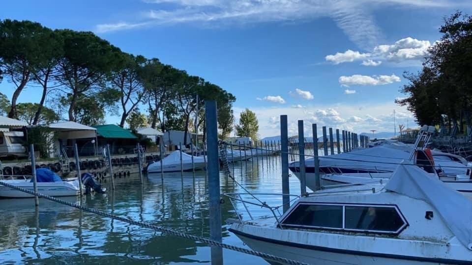 Camping Village Punta Navaccia Tuoro sul Trasimeno Exteriér fotografie