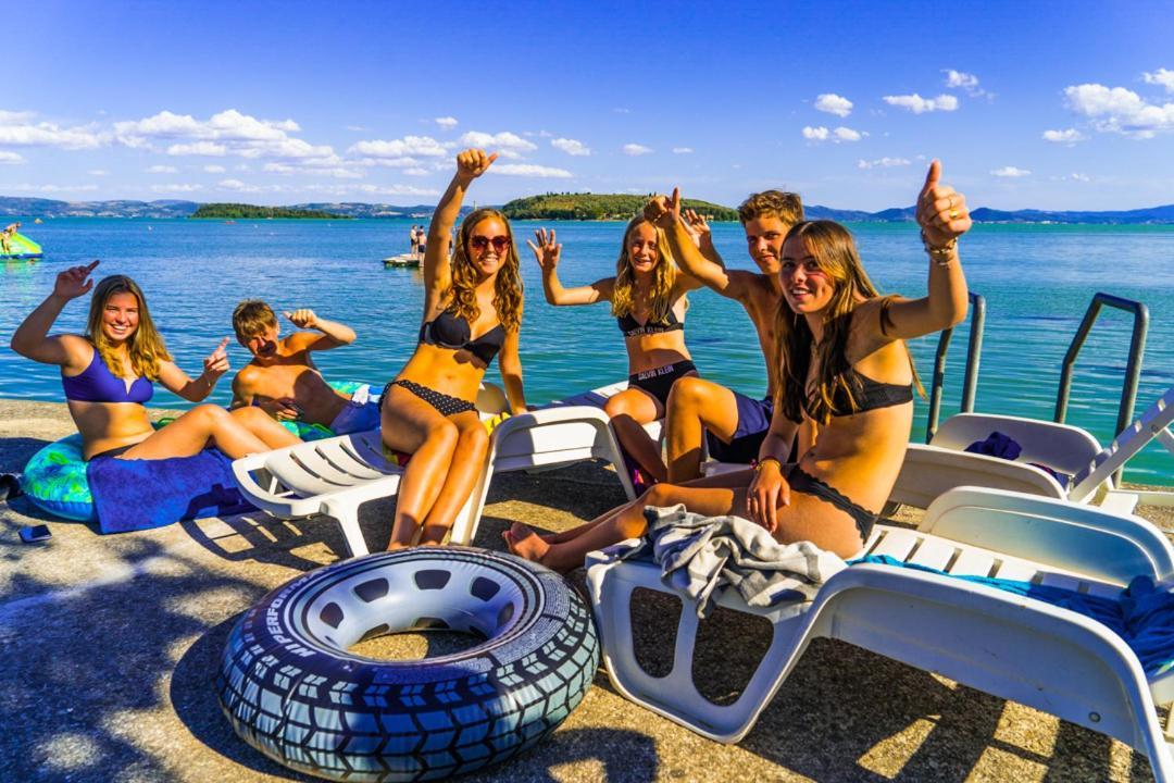Camping Village Punta Navaccia Tuoro sul Trasimeno Exteriér fotografie