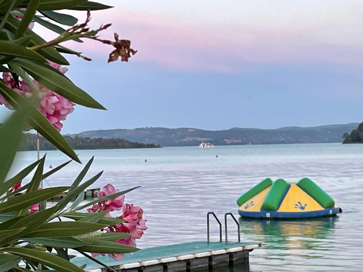 Camping Village Punta Navaccia Tuoro sul Trasimeno Exteriér fotografie