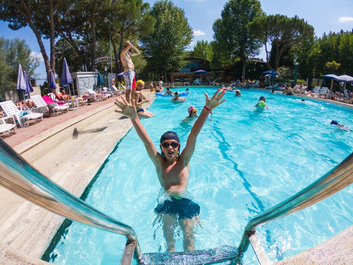Camping Village Punta Navaccia Tuoro sul Trasimeno Exteriér fotografie