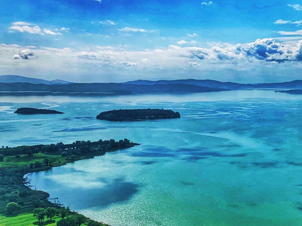 Camping Village Punta Navaccia Tuoro sul Trasimeno Exteriér fotografie