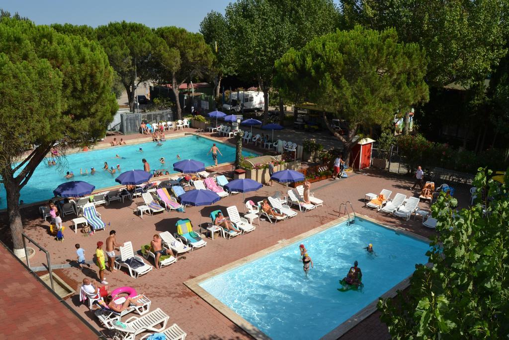 Camping Village Punta Navaccia Tuoro sul Trasimeno Exteriér fotografie